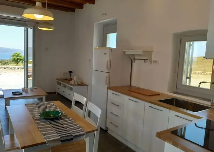 Kalivitis Boutique House