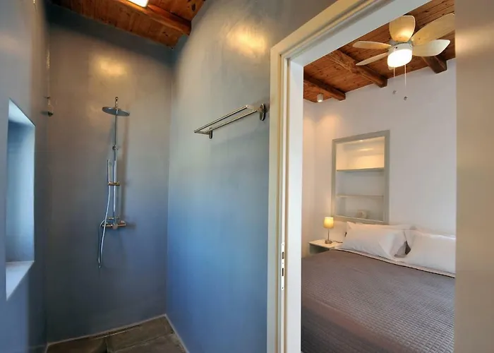 Kalivitis Boutique House