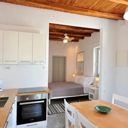Kalivitis Boutique House *