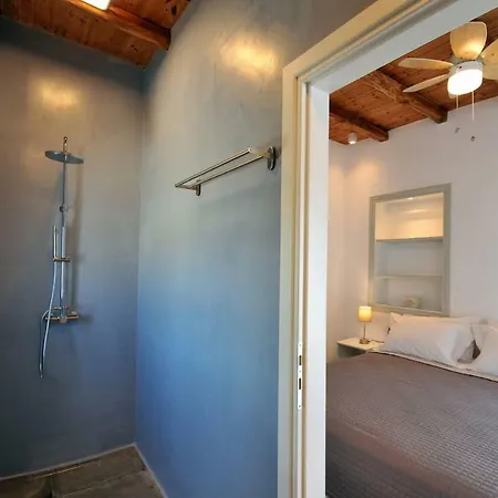 Kalivitis Boutique House